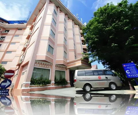 Hotel Mega Lestari Extérieur Photos