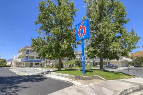 Motel 6 San Bernardino, CA - North Freizeit und Erholung Photos