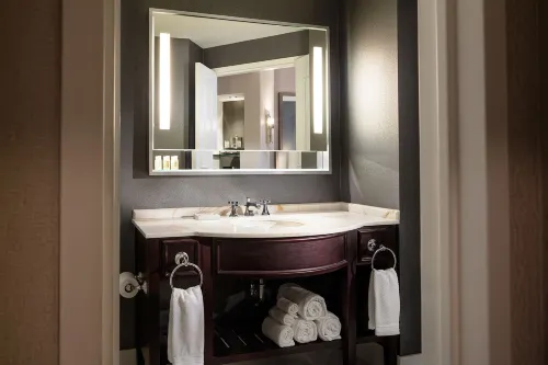 Renaissance Providence Downtown Hotel Rooms Photos