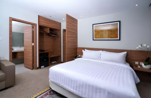 ASTON Inn Pandanaran - Semarang Kamar Photos