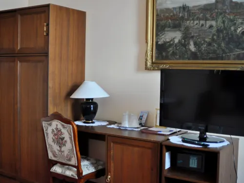 Hotel Opera Photos