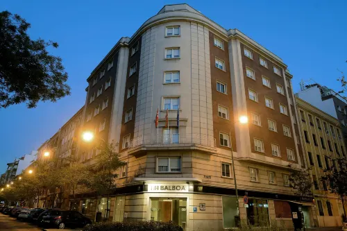 NH Madrid Balboa Exterior Photos