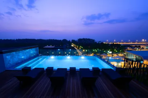 The Sixteenth Naiyang Beach Hotel Empfohlen Photos