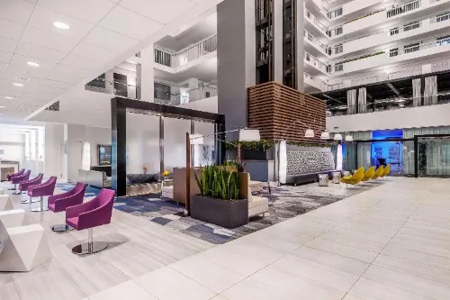 Embassy Suites by Hilton Raleigh Crabtree Circondario Photos