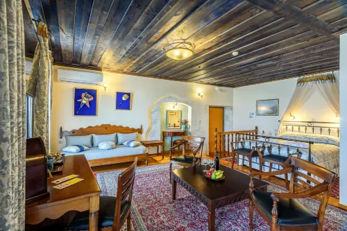 Belmondo Hotel Rooms Photos