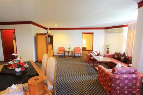 Beverly Hill Park Hotel Photos