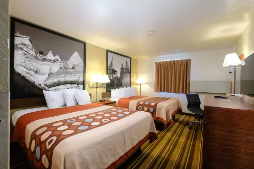 Super 8 by Wyndham Las Cruces/White Sands Area Rooms Photos