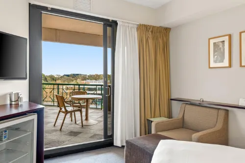 Amora Hotel Riverwalk Melbourne Photos