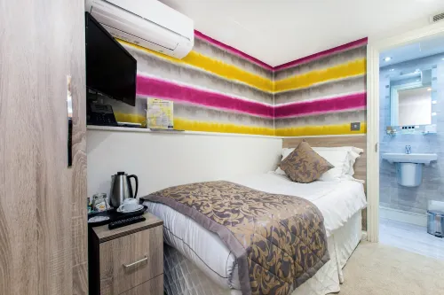 Hotel Shepherds Bush London Photos