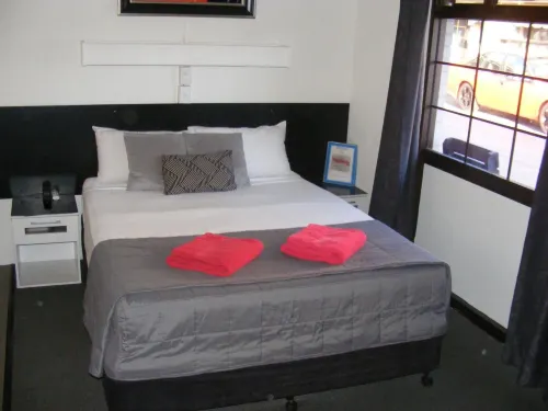 Motel Lodge Photos