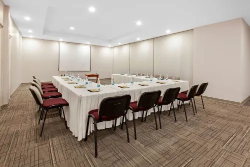 La Quinta by Wyndham Aguascalientes Espaces Affaires Photos