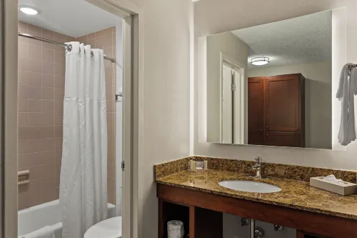 Wingate by Wyndham South Bend/Notre Dame Rooms Photos