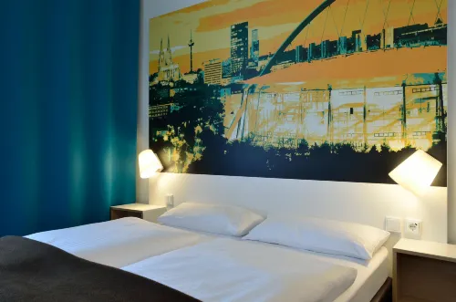 B&B HOTEL Köln-Messe Phòng Photos