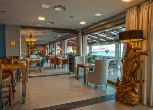 Hotel Horitzó by Pierre & Vacances Ăn uống Photos