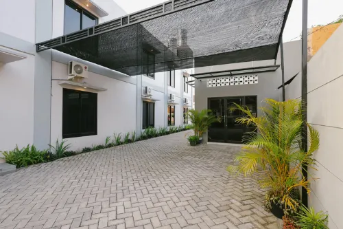 Urbanview B Syariah Lumajang by RedDoorz Public Areas Photos