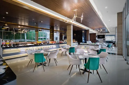 ASTON Sidoarjo City Hotel & Conference Center Makanan Photos