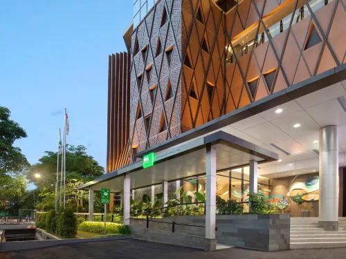Ibis Styles Semarang Simpang Lima Eksterior Photos