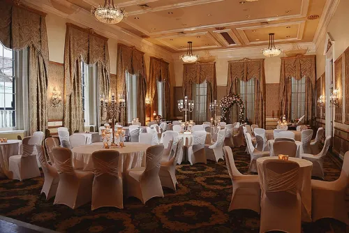 Bourbon Orleans Hotel Dining Photos