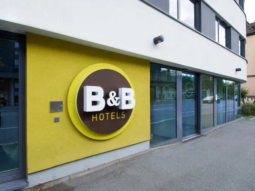 B&B HOTEL Würzburg-City Esterni Photos