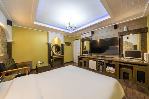Amore Motel Photos