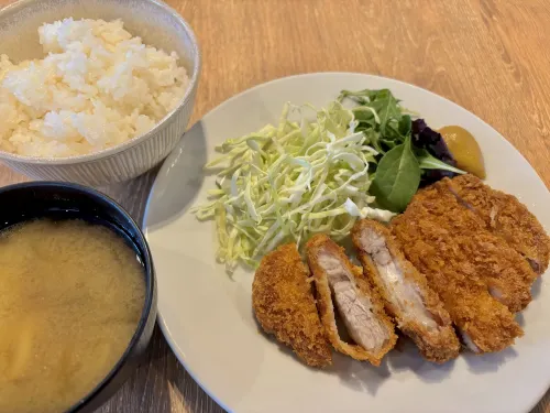 Midtown Niseko Dining Photos