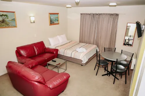 Bealey Avenue Motel Photos