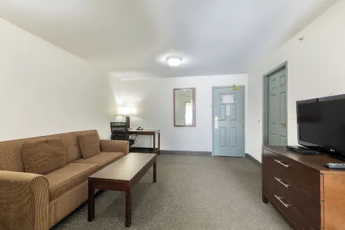 Ramada Limited Golden Photos