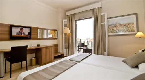 Hotel Pirineos Figueres by Pierre & Vacances Photos