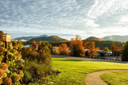 Crowne Plaza Lake Placid Featured Photos