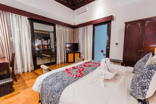 Aldeoz Grand Kancana Villas Resort Bali Kamar Photos