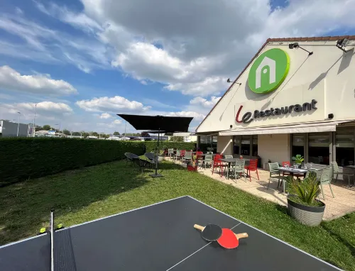 Campanile Villejust - ZA Courtaboeuf Loisirs et amusements Photos