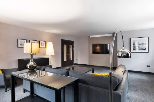 Radisson Blu Hotel Edinburgh City Centre Rooms Photos