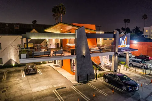The Moment Hotel Exterior Photos