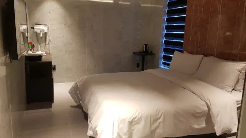 MG Hotel Photos