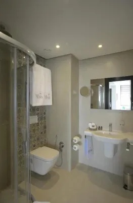 Maia Hotel Suites Rooms Photos