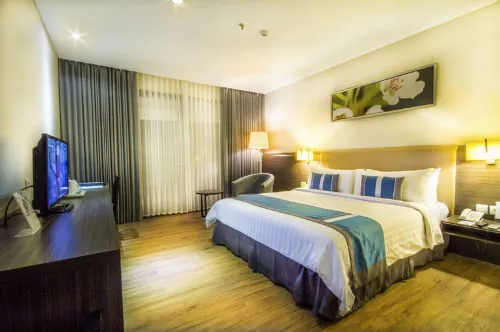 Estrella Hotel & Conference Center - Luwuk Kamar Photos