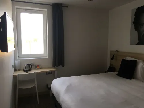 Brit Hotel Martigues Nord Photos