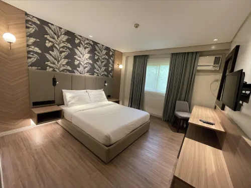Luisita Central Park Hotel Rooms Photos