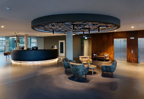 V8 Hotel Motorworld Region Stuttgart, BW Premier Collection Espaces publics Photos
