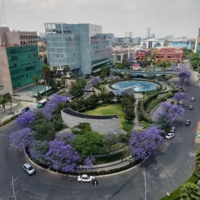 Holiday Inn Express Mexico Santa Fe Xung quanh Photos