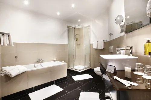 Hotel Kiel by Golden Tulip Chambres Photos