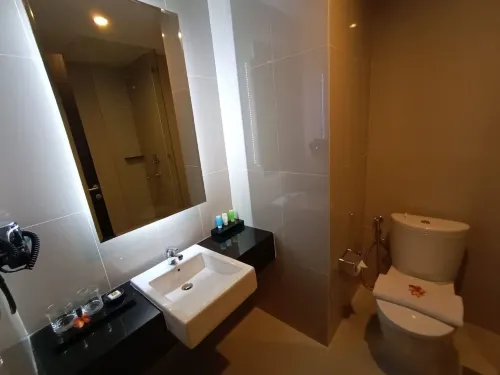 The Royale Krakatau Hotel Kamar Photos