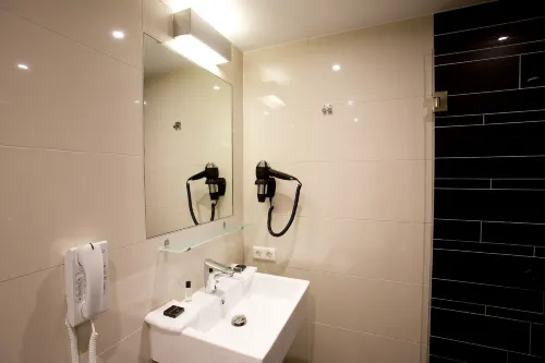 Royal Amsterdam Hotel Rooms Photos