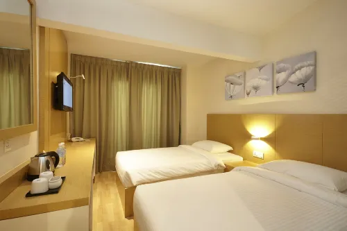 Hotel Six Seasons @ Mid Valley Photos