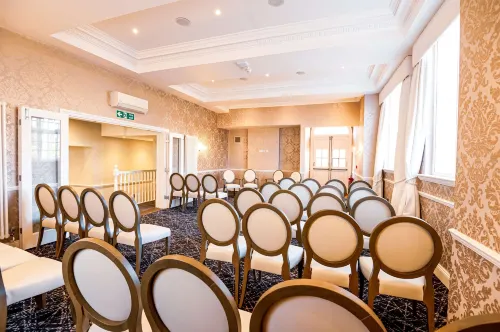 Thames Riviera Hotel, Sure Hotel Collection by Best Western Business Facilities Photos