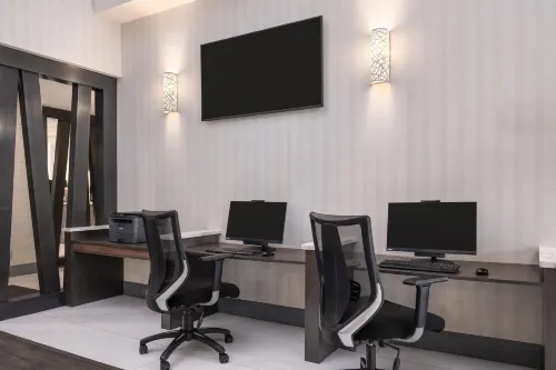Best Western Plus Gateway to the Falls Business Facilities Photos