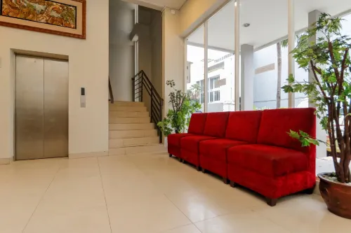 RedDoorz Plus @ Kapuk Business Park Area Publik Photos
