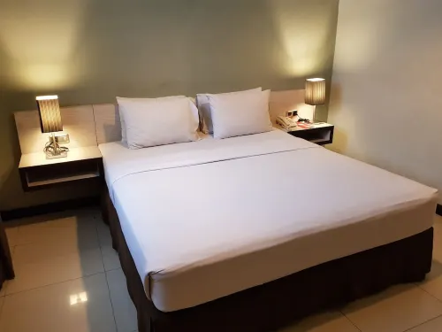 N3 Zainul Arifin Hotel Photos