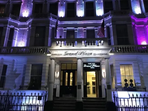 The Park City Grand Plaza Kensington Hotel Esterni Photos