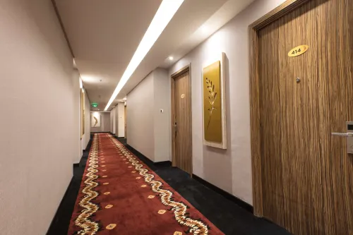 Best World Kindai Hotel Общественные зоны Photos